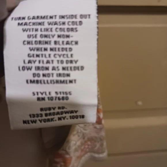 Ruby Rd. Top - Picture 5 of 6